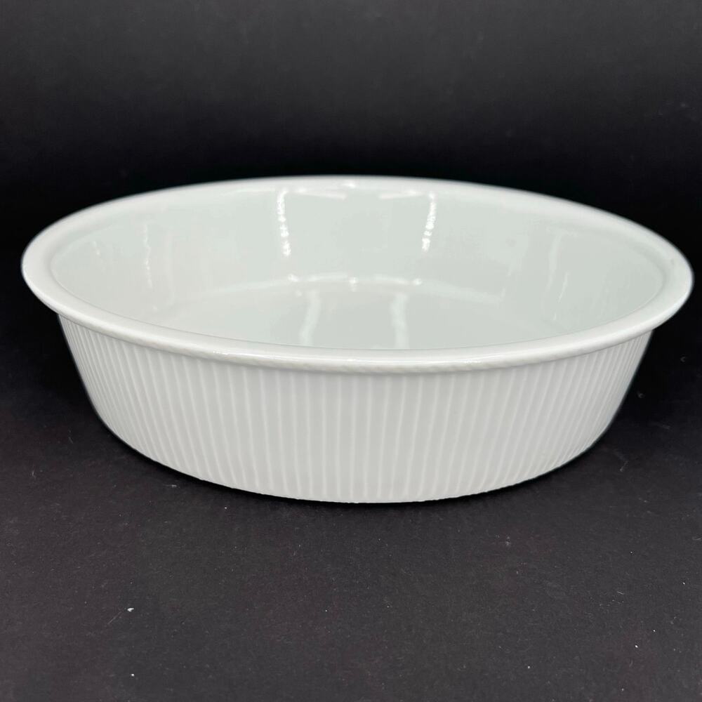 Pillivuyt white ceramic pie quiche baking dish fluted exterior ribbing.